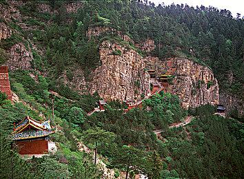 AMD最新驱动程序暗示锐龙 8000系列APU